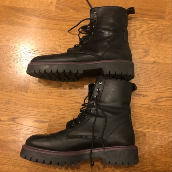Black leather combat boots - Picture 3 of 10